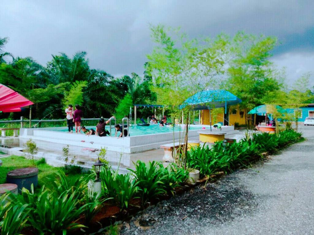 5 Stone Cabin Chalet Taiping Exterior photo