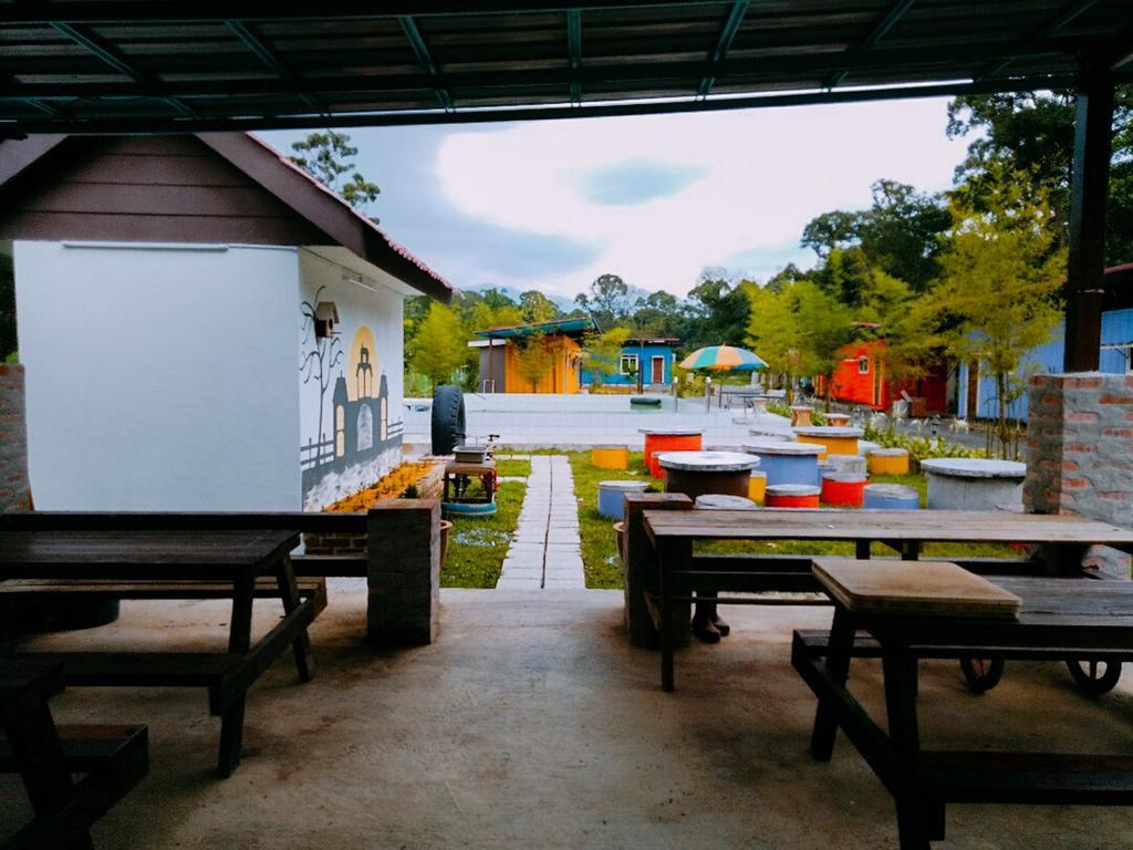 5 Stone Cabin Chalet Taiping Exterior photo