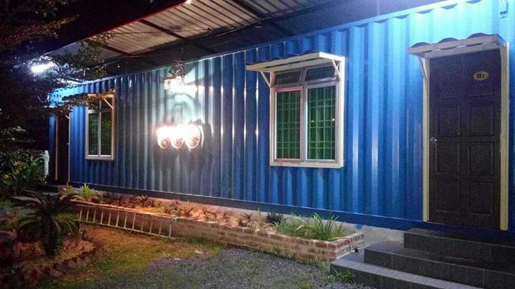 5 Stone Cabin Chalet Taiping Exterior photo